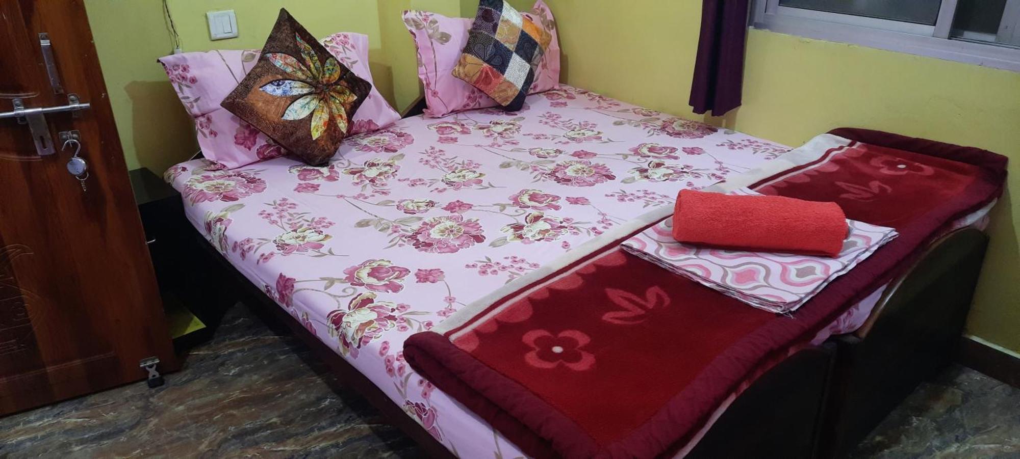 Azure Family Paying Guest House Varanasi Eksteriør billede